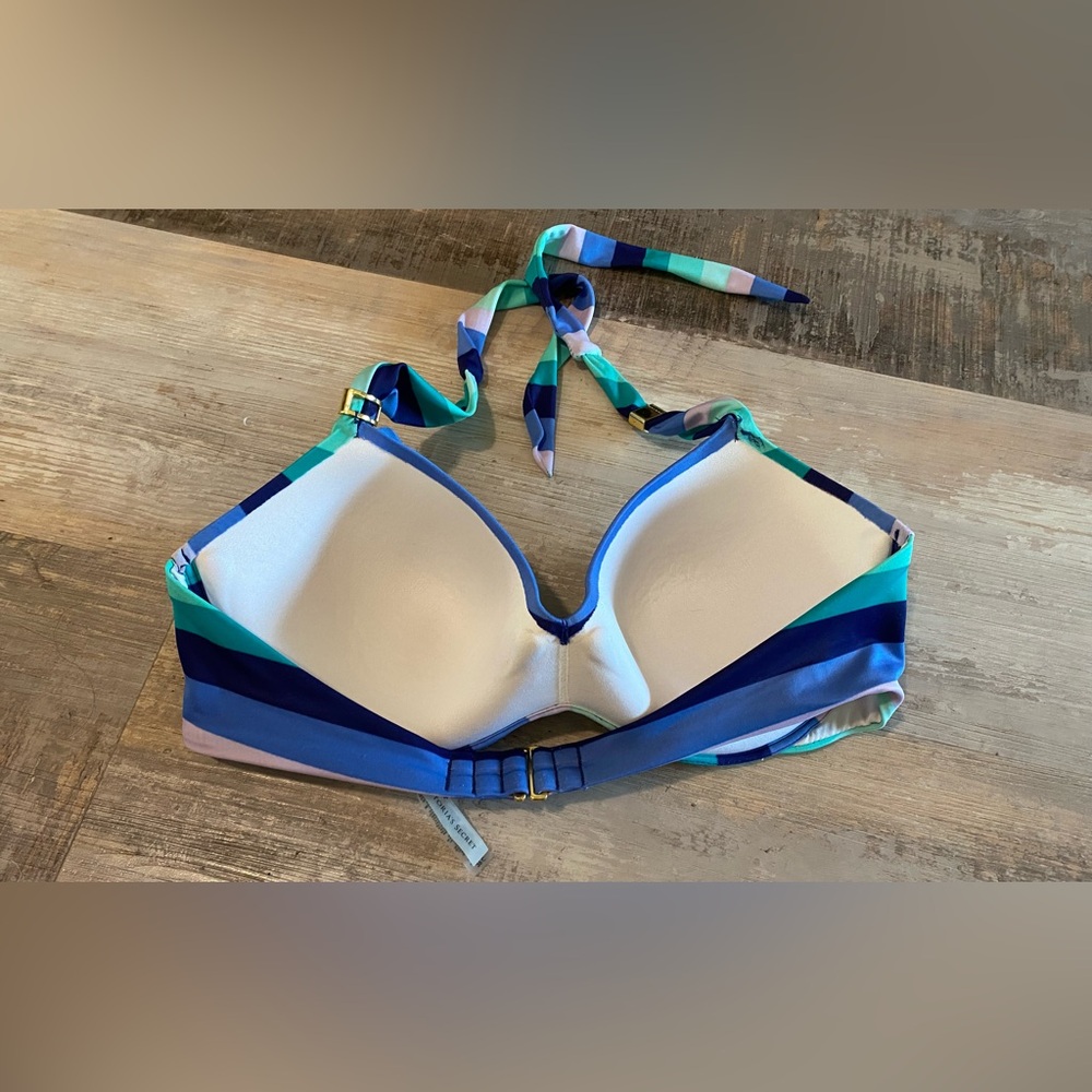 Victoria Secret Underwire Bikini Top - Picture 3 of 6